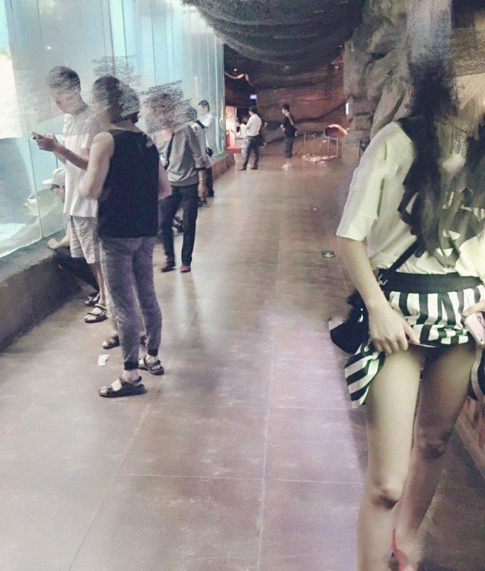 试过在人前吗😍 ​​​