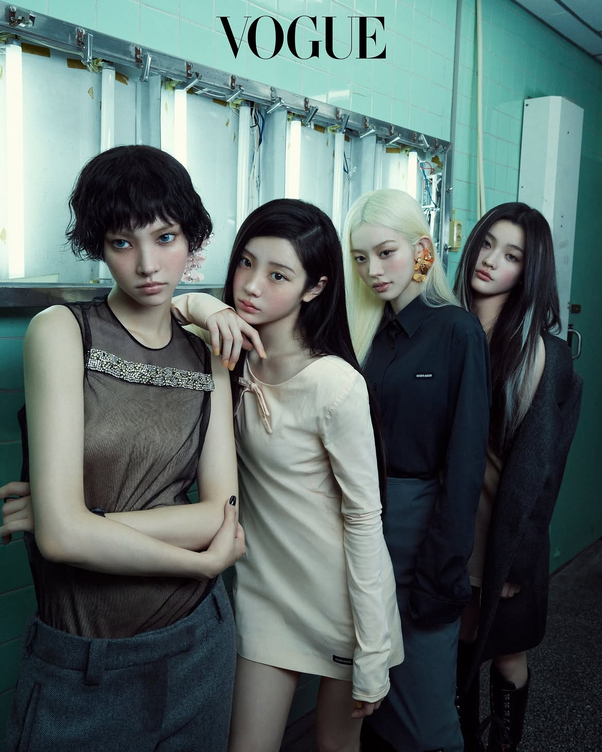 ILLIT登上VOGUE KOREA八月特刊封面 