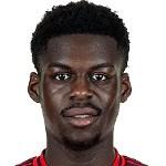 拜仁慕尼黑的未来路线图现在清晰得像刚擦过的奖杯：俱乐部正一头扎进青训营挖宝，巴不