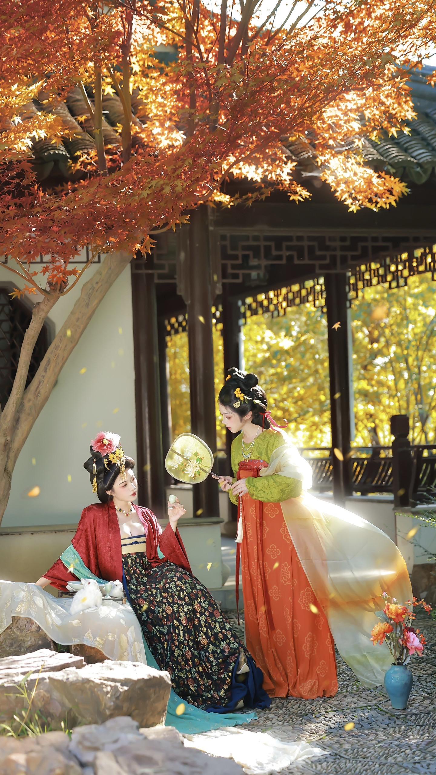 “这冗长的一生，庆幸有你”是主仆也是挚友