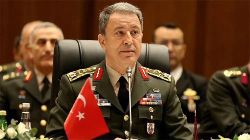 土耳其前陆军参谋长兼国防部长胡鲁西，阿卡尔:

第三次世界大战已经开始。不需要宣