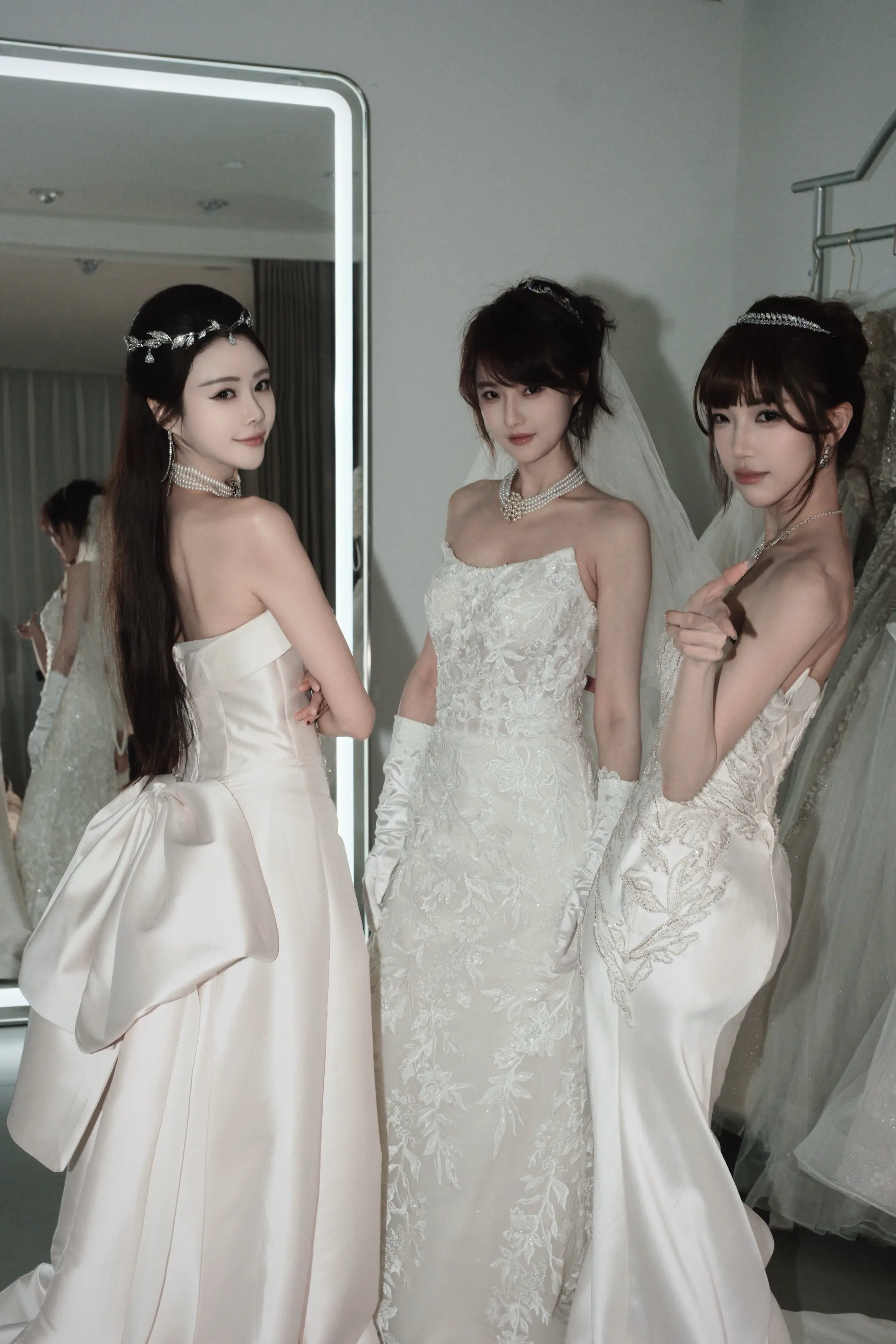 “这一世英名我不要 只求换来红颜一笑”