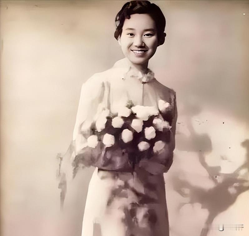1941年朱凡被俘后，日军以极其残忍的手段将其迫害，时年22岁……
 
（信息来