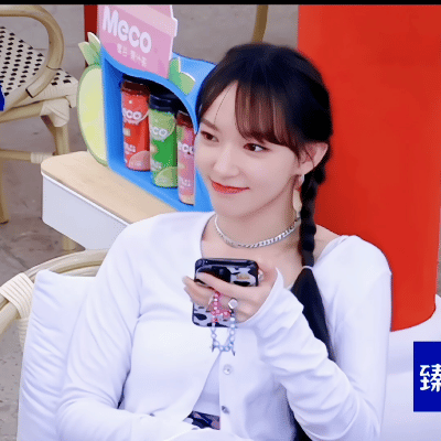 ：不管是谁的粉丝 媚到了就是我的了 ​​​