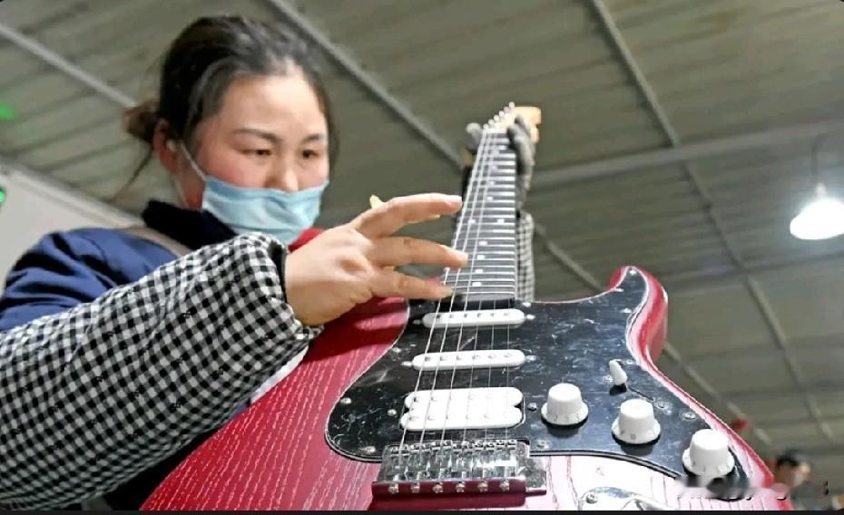 中国出口无视美国关税，实现经济增长目标
       中国表示，去年经济增长5%