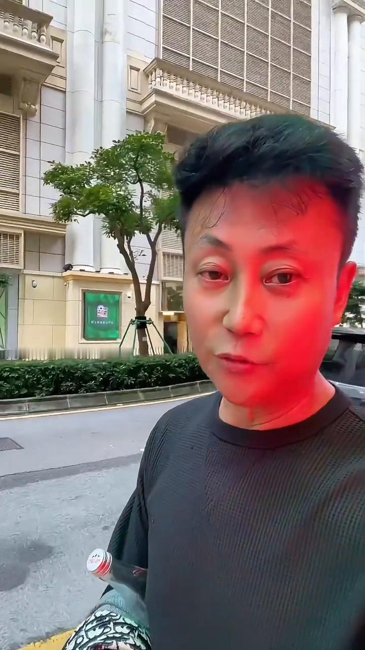 家人们，从韩康到马康，我更喜欢马康。这里没有喧嚣的人群，充满了一种安静。独自一个