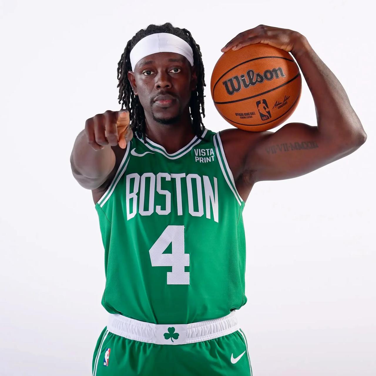 NBA新赛季，排名前十的外线防守球员：

1、朱-霍乐迪（绿军）
2、马库斯-斯