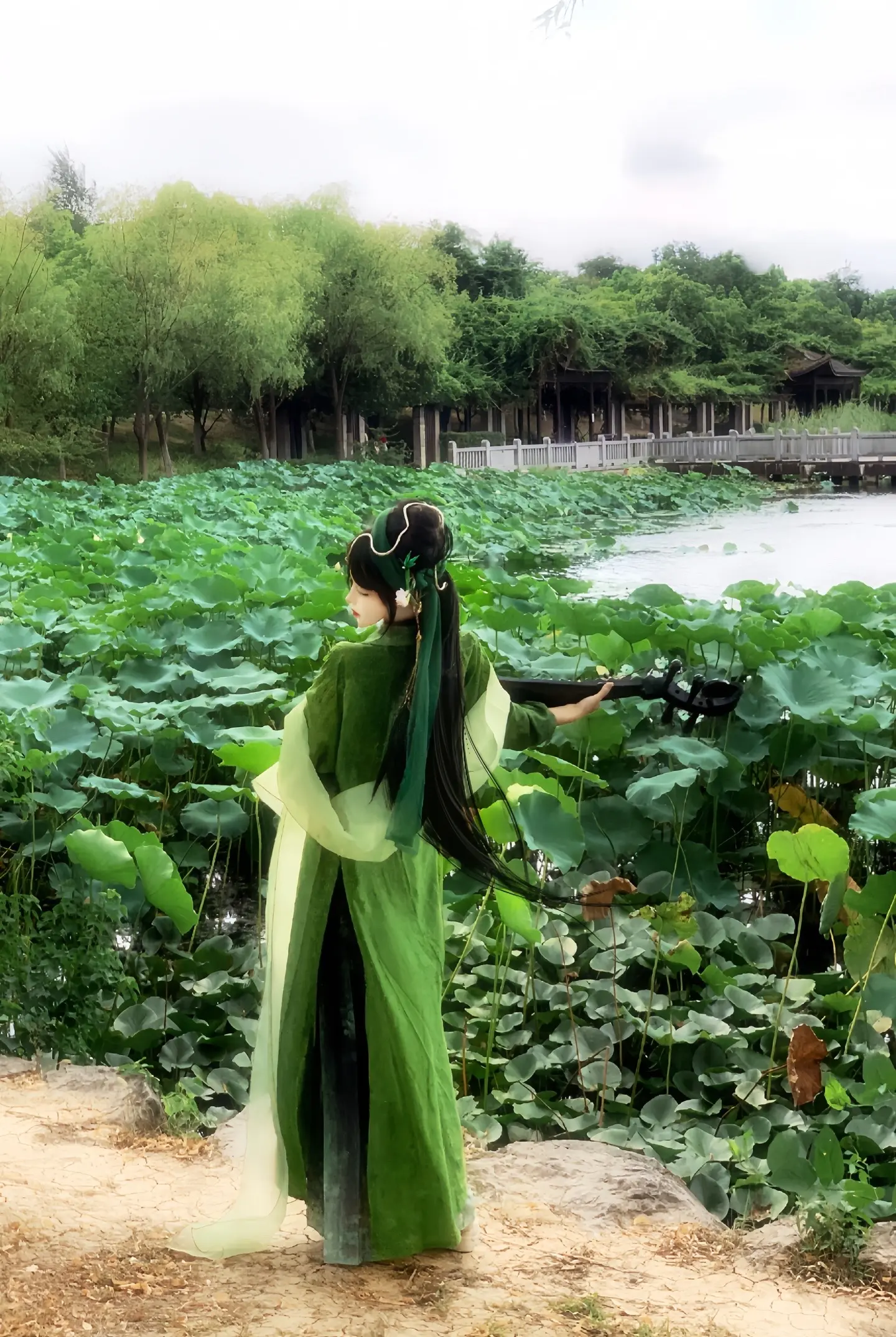 “从一开始你就错了 青蛇先天生灵本无心”