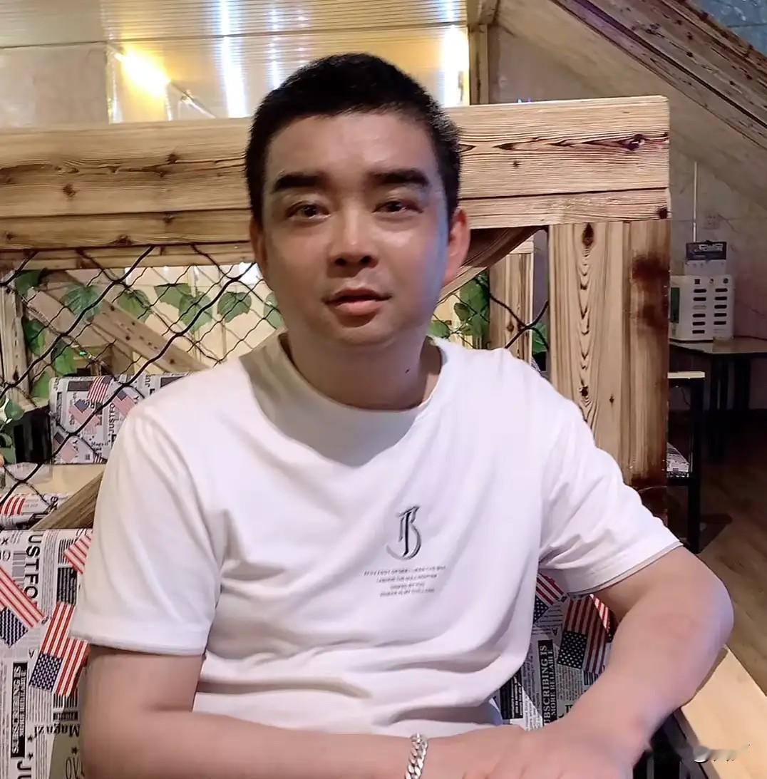 45岁内蒙老板付斌去世
为治病花费超百万
白血病没要他命，却死在了
急性胰腺炎上