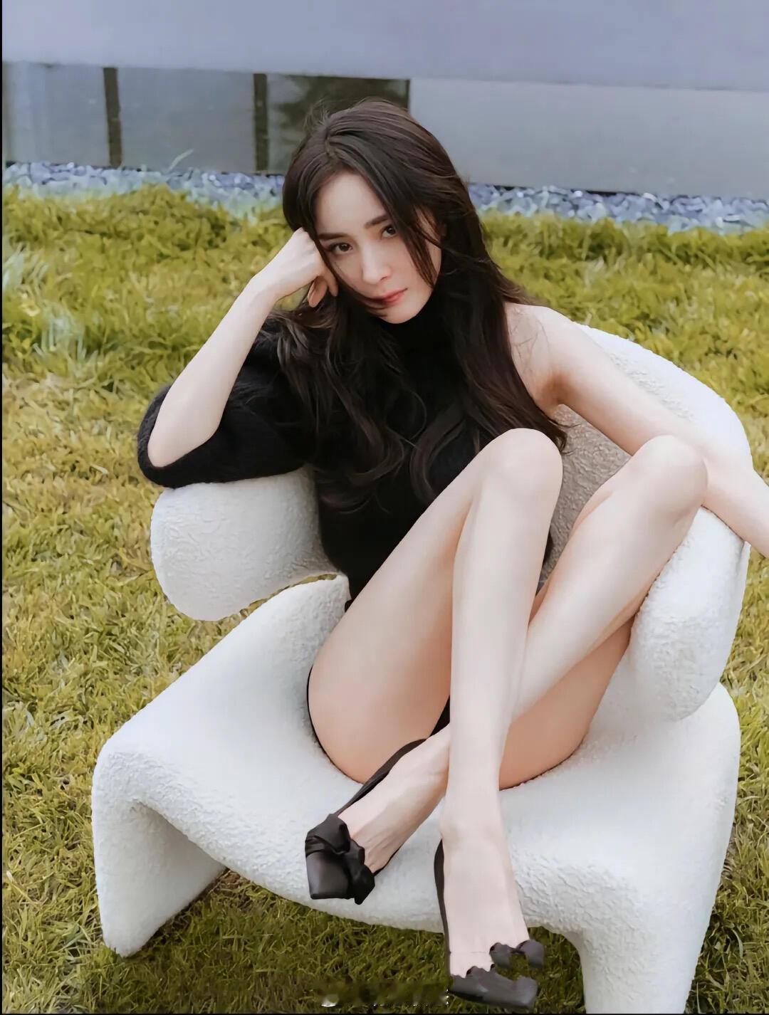 今日减肥动力：杨幂（168cm，90斤） 