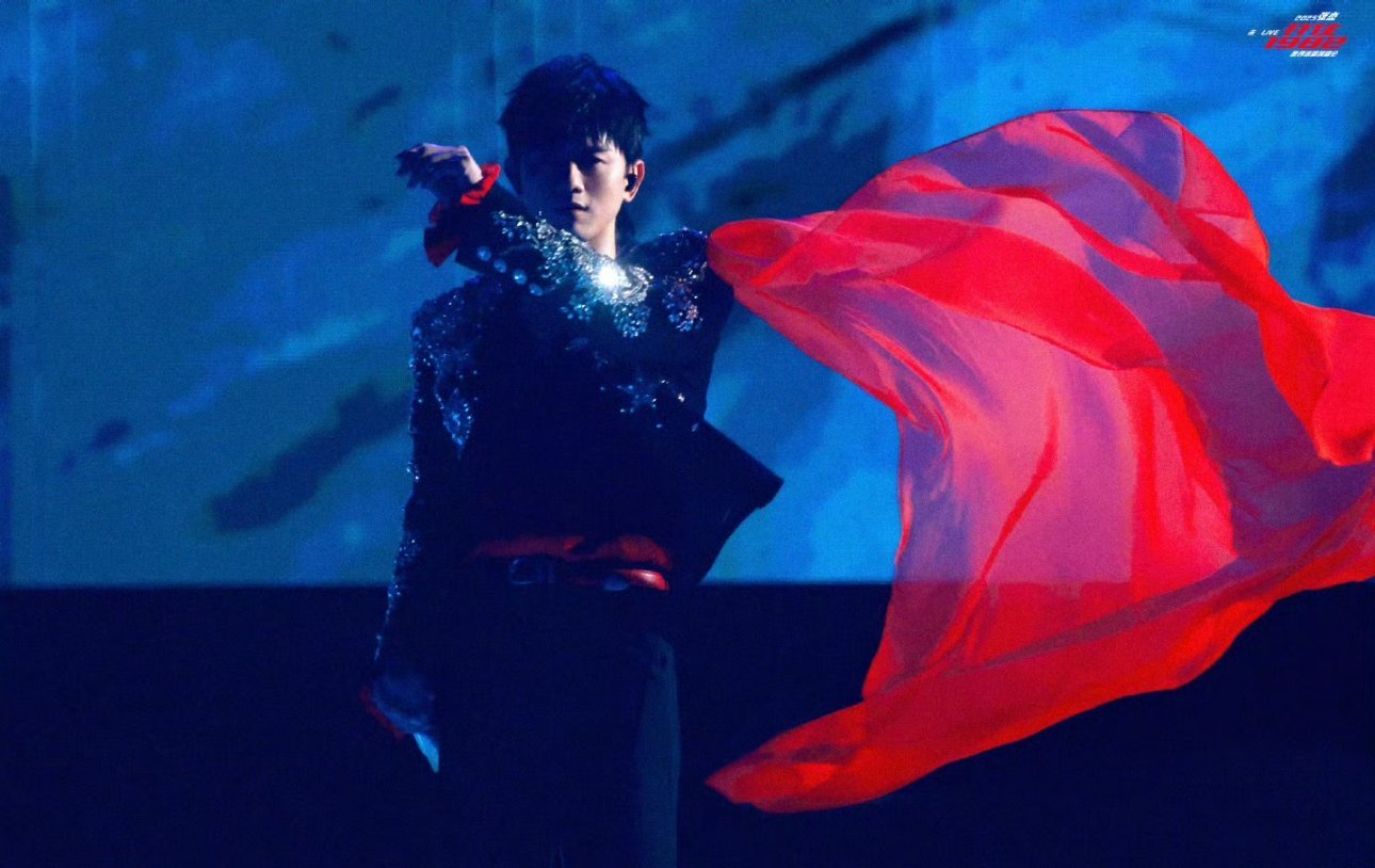 每一首好歌登“台”都唱进了我们心里。张杰谢谢你，用音乐为我们编织了这样一个美好的