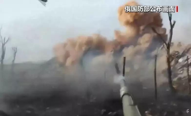 俄罗斯国防部14日通报称，过去一天，俄军对147个区域的乌军无人机储存点、弹药库