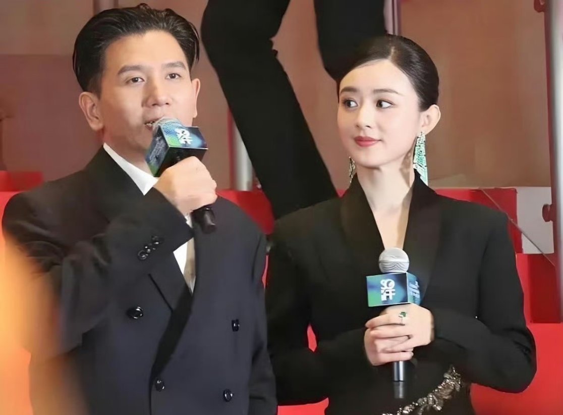 赵丽颖新恋情这有啥的？郎才女貌很相配啊！祝福他们幸福快乐[兔子][兔子][兔子]