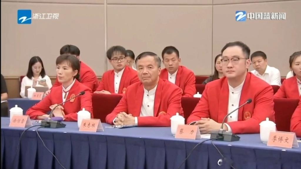 #汪顺[超话]# 第33届夏季奥运会的浙江运动员教练员科研医务保障人员代表并座谈