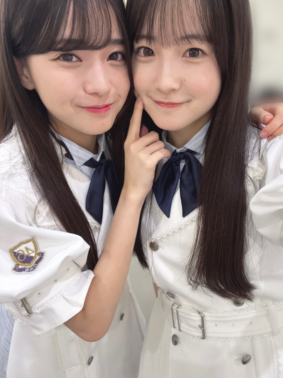 鈴木佑捺「日差しが強い毎日、日傘を指すたび風に傘をひっくり返されて上手くさせませ