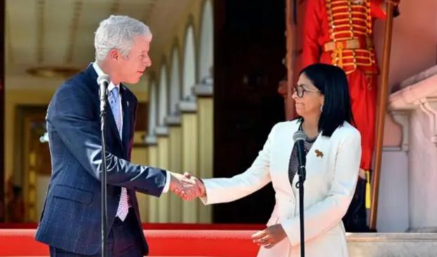 美国能源部长表示：中国对委内瑞拉新增石油收入，将不享有债务索偿权。委内瑞拉欠中国