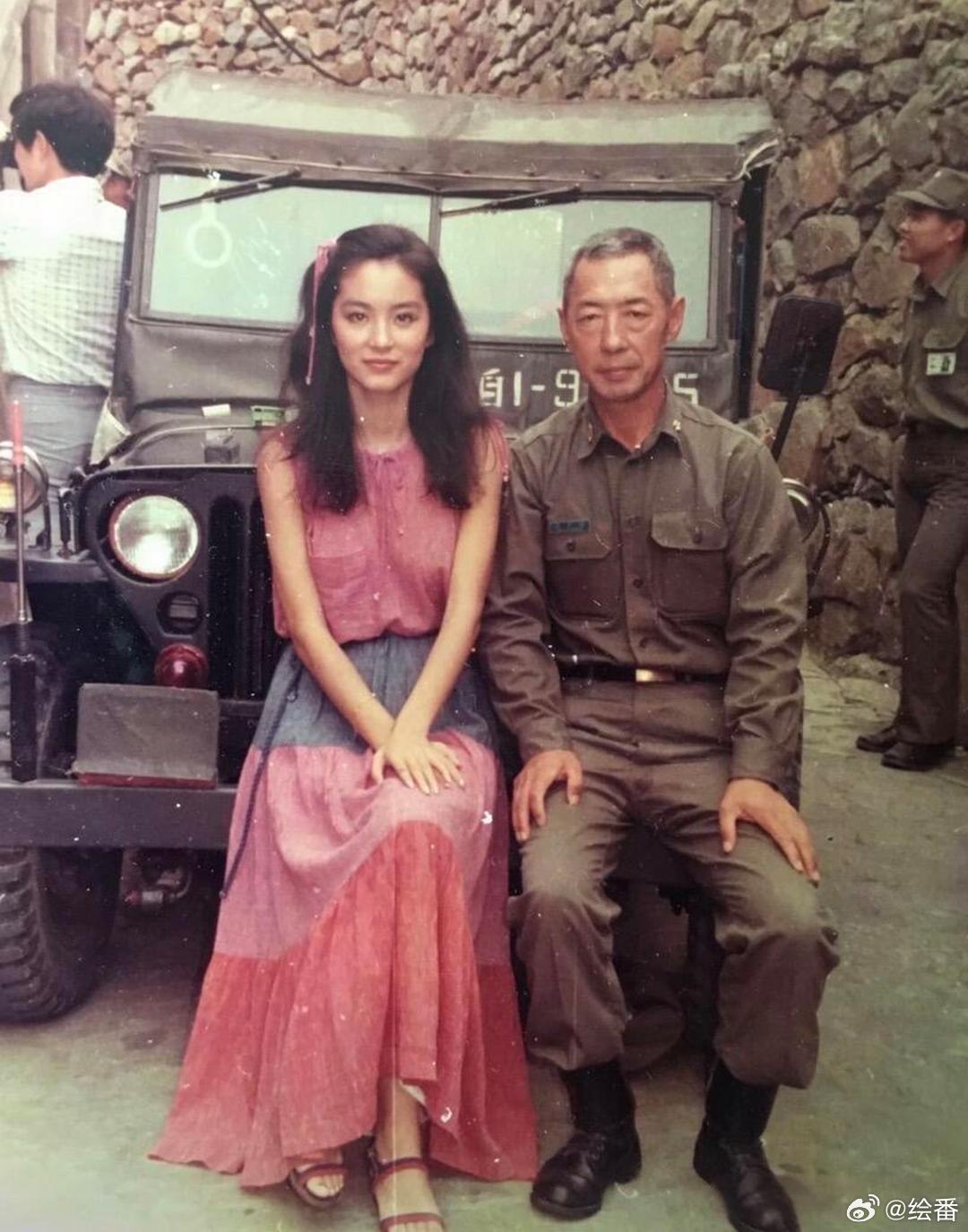 林青霞的颜值在以前没有修图的时代就这么美，放到现在是什么级别啊？ 