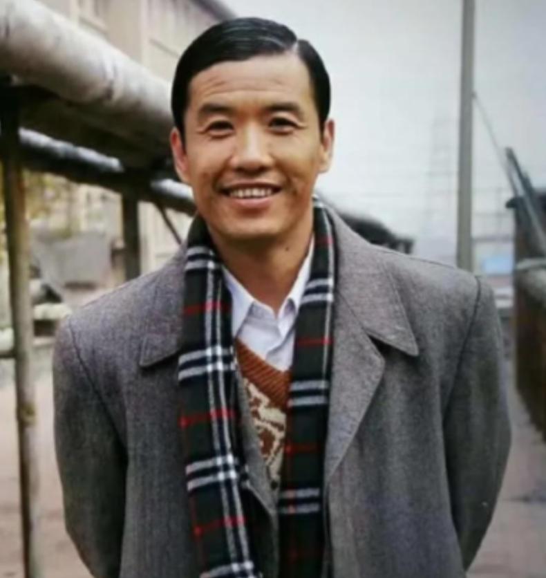 赵本山的一生中，收了将近70个徒弟，其实真正被他逐出师门的，也就两个，其中一个就