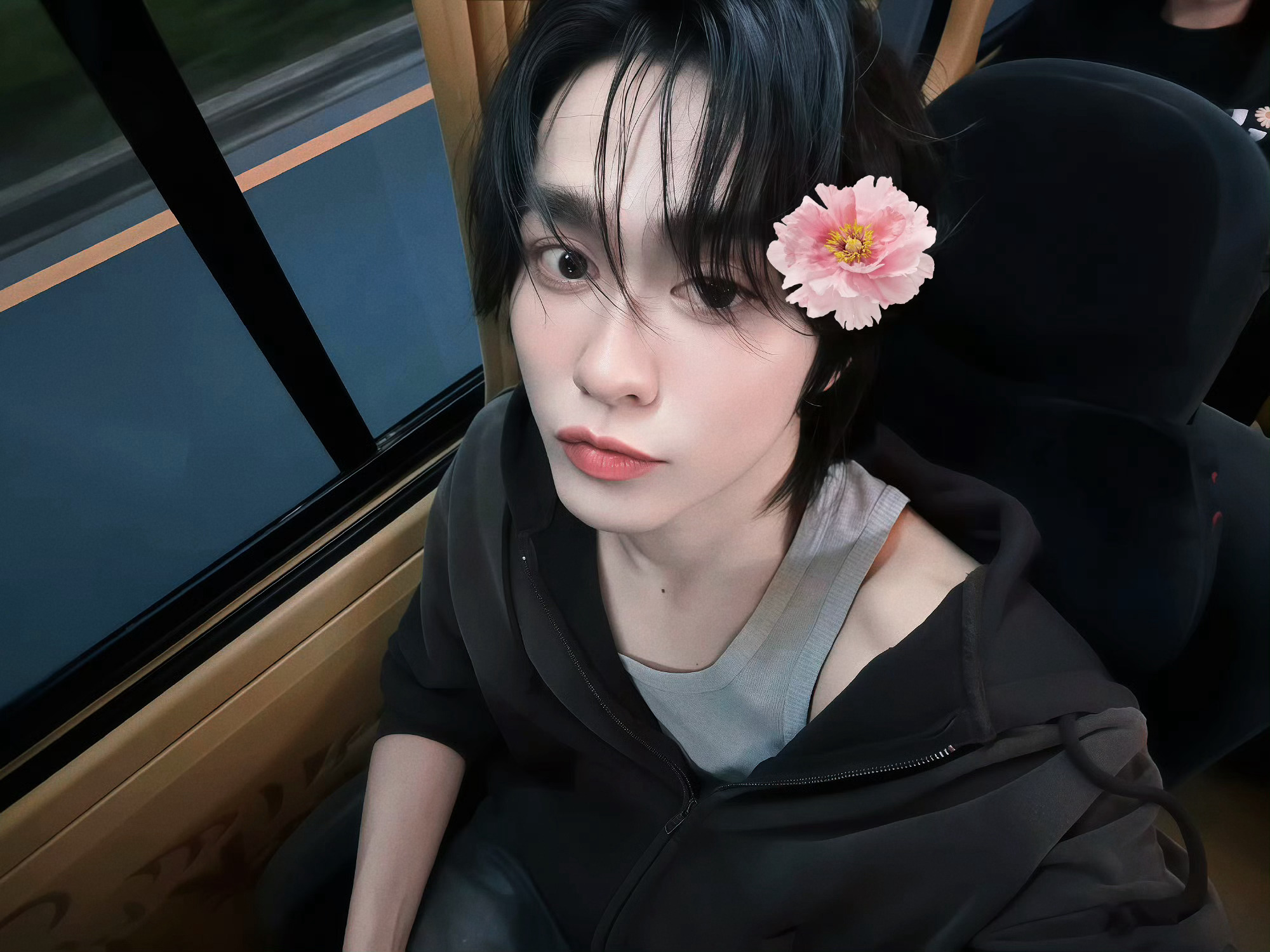 围着我转就好了 你哪有那么多自己的事情要做 