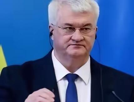 乌克兰外交部态度坚决，明确表示任何涉及购买俄罗斯石油的国家，都没有资格参与乌克兰