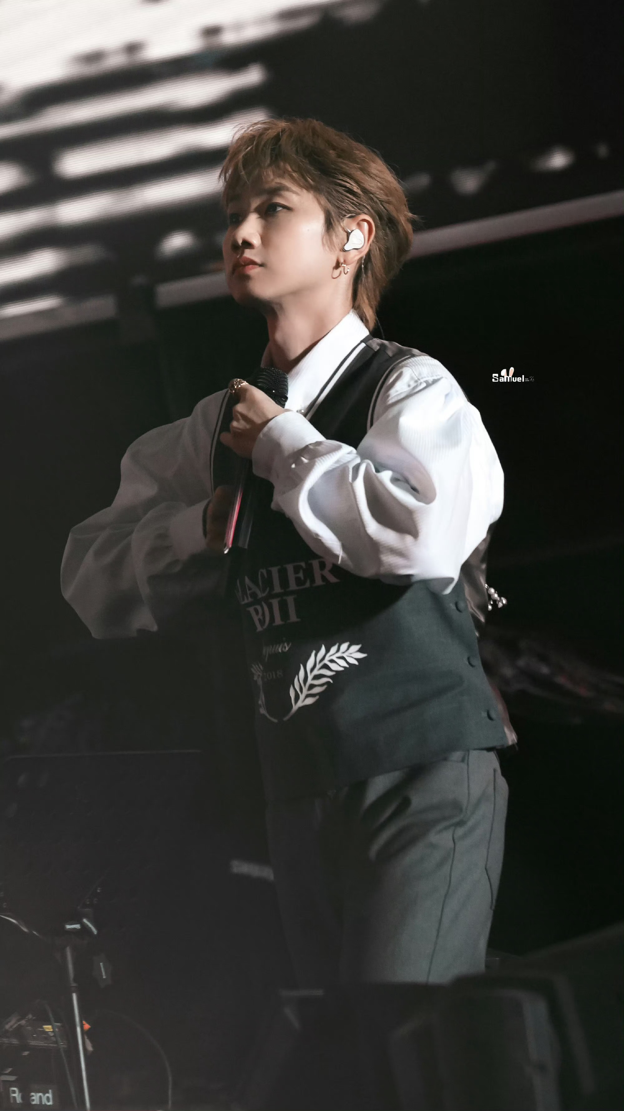 汪苏泷上虞氧气吉象音乐节为什么有人可以又sexy，又可爱，又帅气[馋嘴][馋嘴]