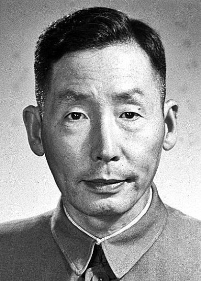 新中国基本解放五十周年，周恩来低声请示毛主席：是不是该让张克侠露面了？
1937