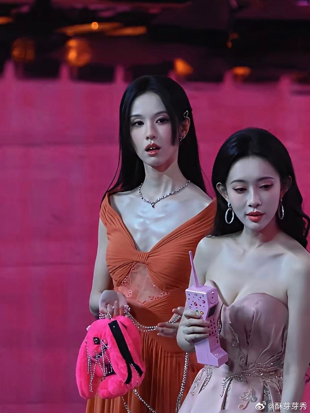 陈都灵和孟子义这么一对比就能发现，真不是越瘦越好看陈都灵翘楚破万福利 