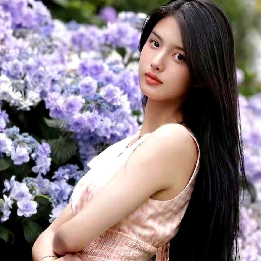 摩羯座新年第一弹“那种牵挂隐藏得很深”昨晚空降微博热搜，一小时阅读量破三百万，评