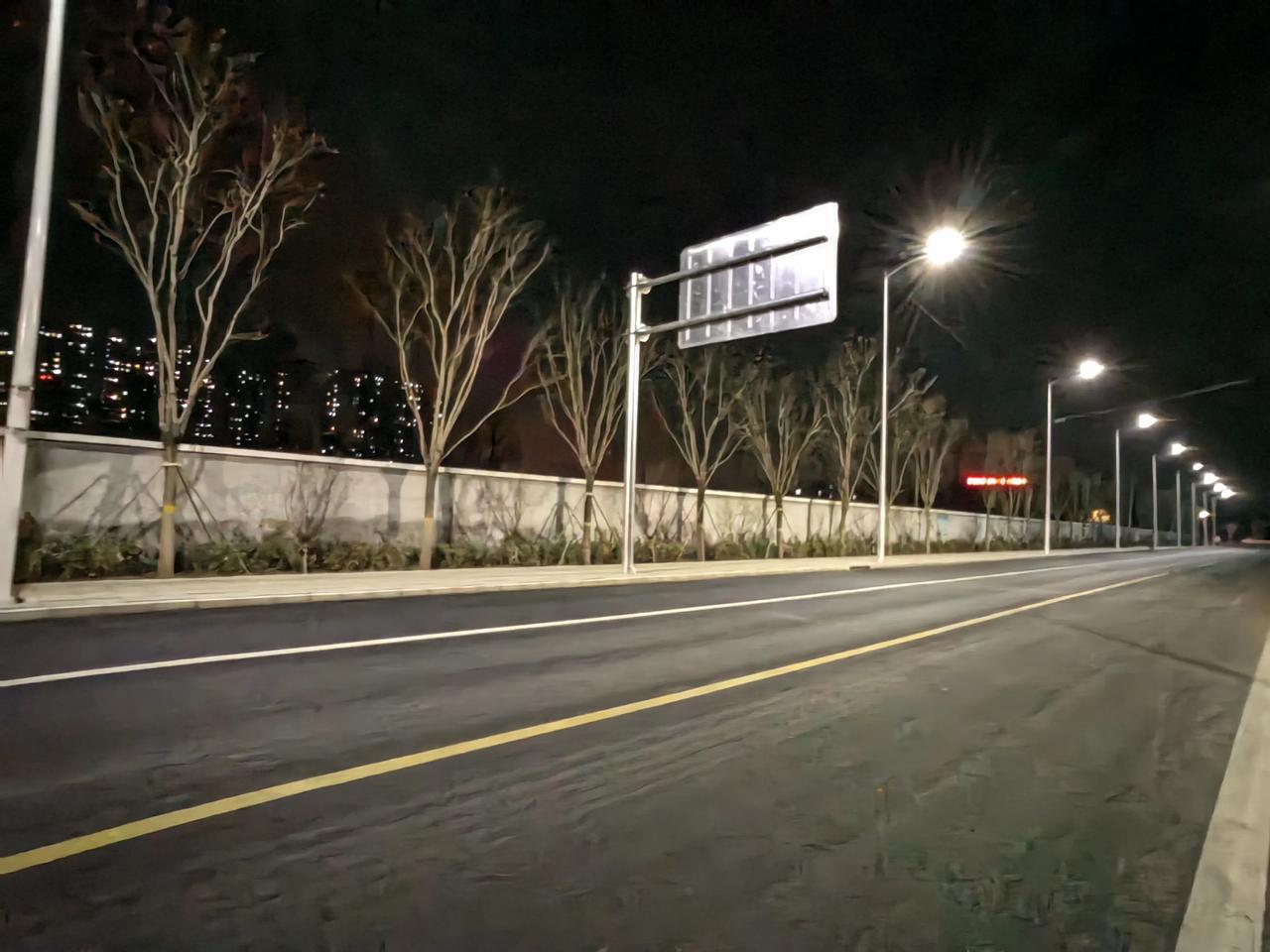 2025，第二天夜跑，希望新的一年，🈶理想的翅膀，振翅高飞。