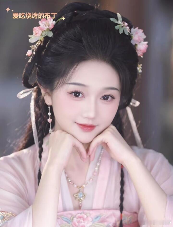 岳雨婷最想合作的艺人是沈腾岳雨婷透露想拍长剧哇，岳雨婷采访袒露心声！最希望合作的