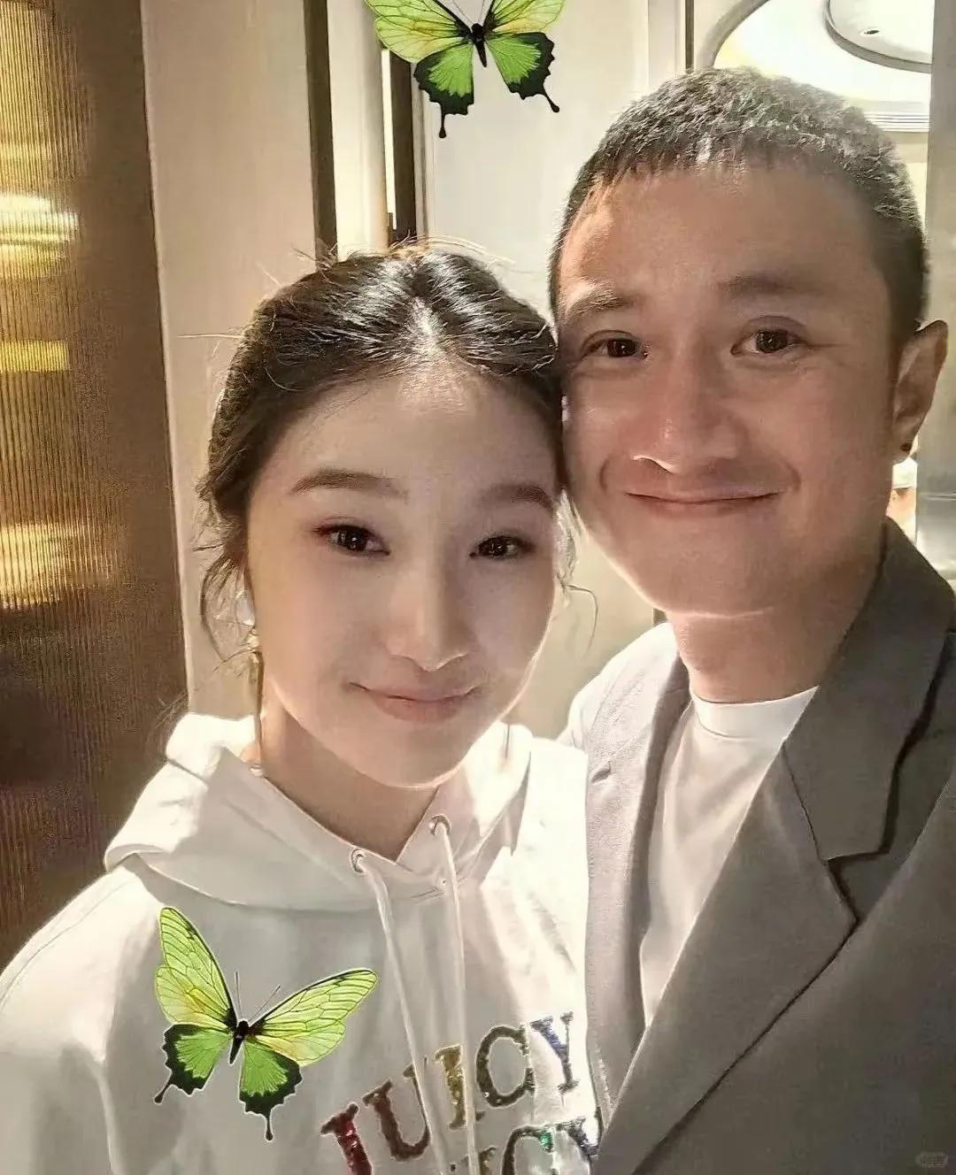 文章和马伊琍给女儿取名叫“文爱马”，寓意是文章永远爱老婆马伊琍，结果后面的他和姚