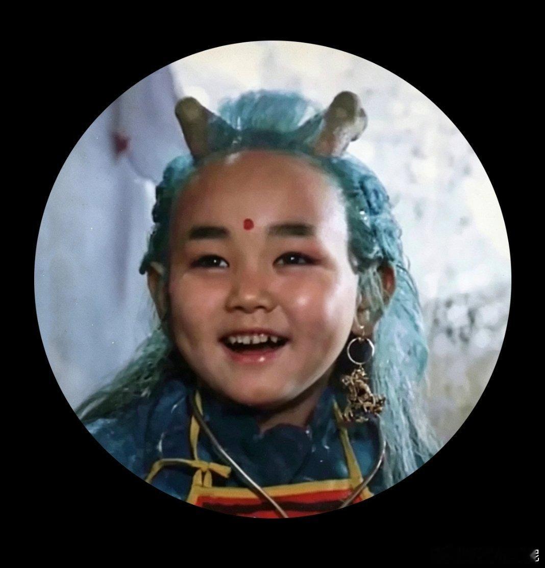 谁能想到这是女明星的头像吧。 
