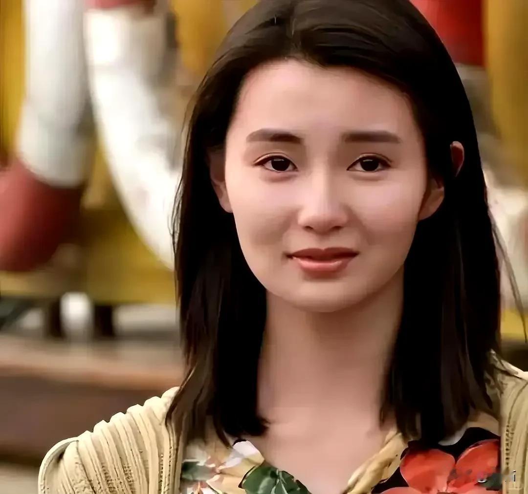 男人嘛！瞬间有了保护欲。