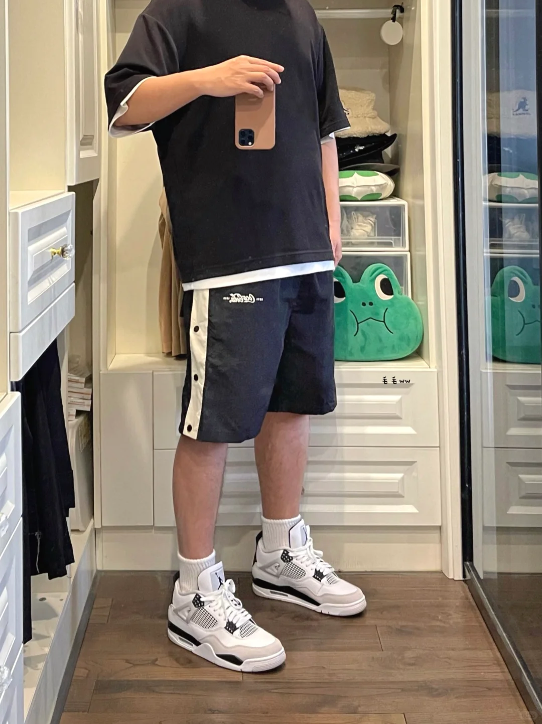 黑白叠穿｜排扣裤穿搭