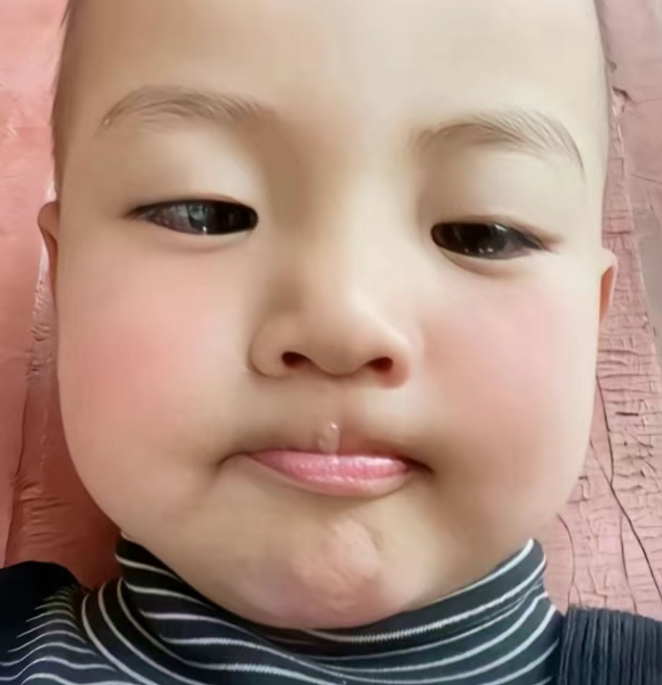 我的眼泪和铁粉一直在掉 ​​​