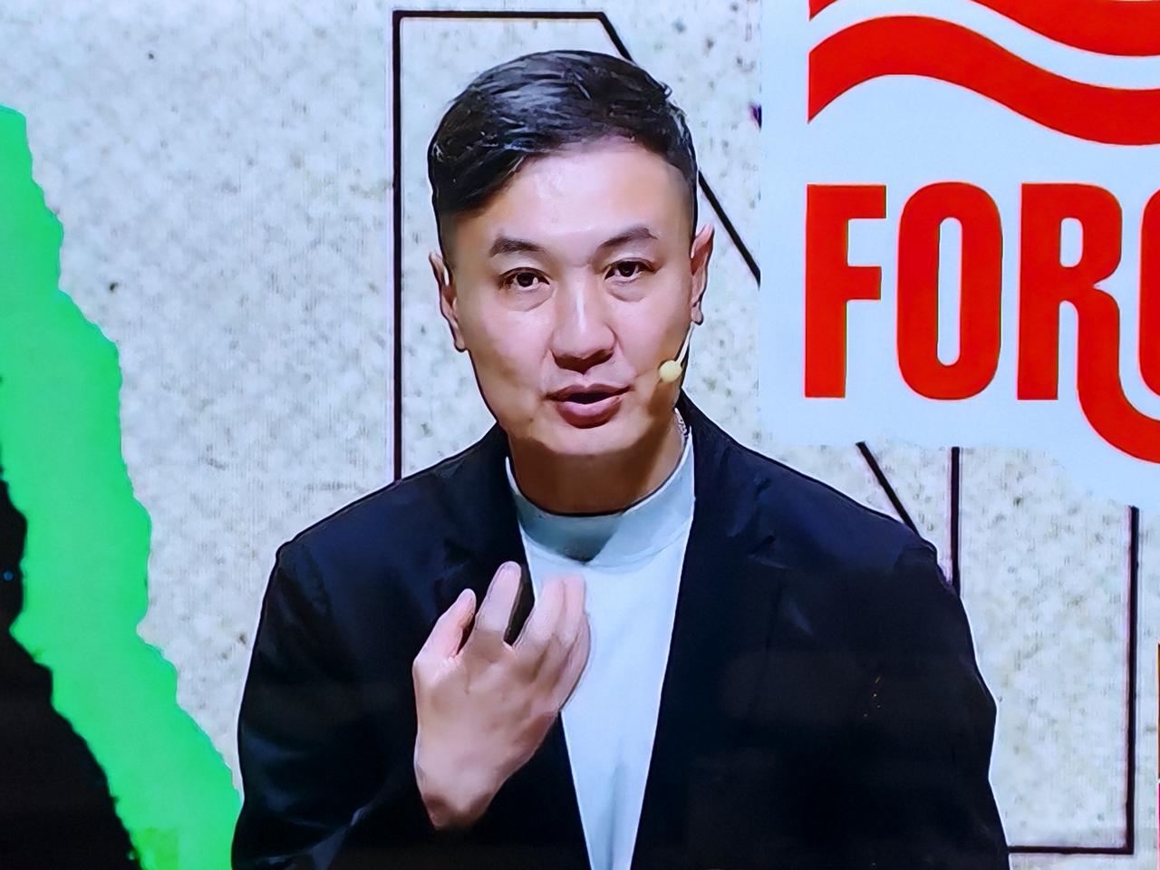 【徐指导：他到底懂英超吗】热刺0-3负于森林的赛后，徐阳指导赛后发出灵魂拷问：图