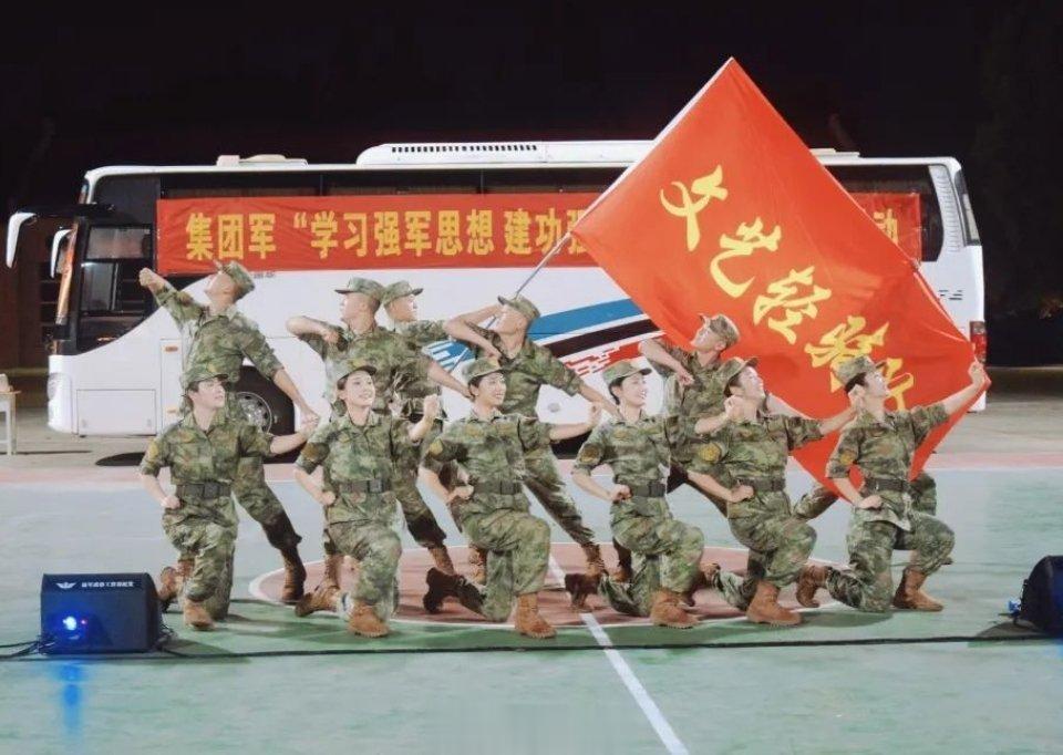 #铸剑中原[超话]##早安军营##原原说早晚安# 为国而战为战而歌向战而行淬火沙