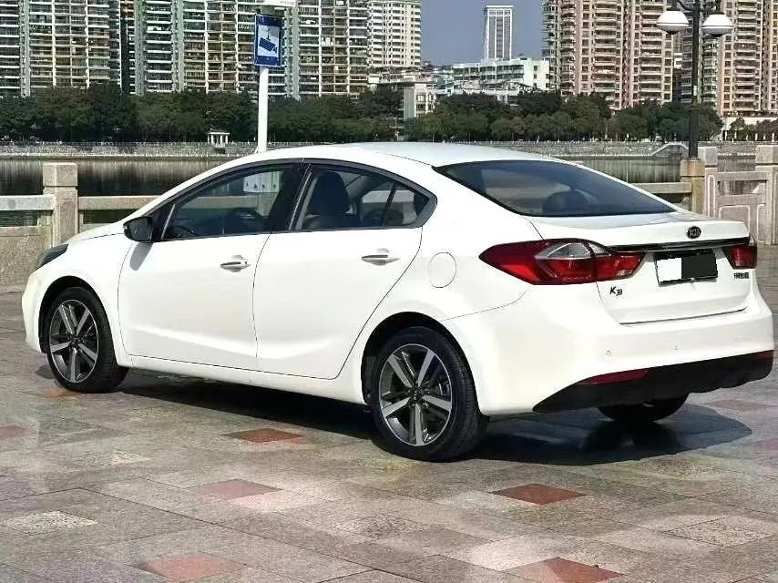 给广东小兄弟淘的起亚k3，交车[庆祝][庆祝][庆祝]
用心淘好车，唯信任不可辜