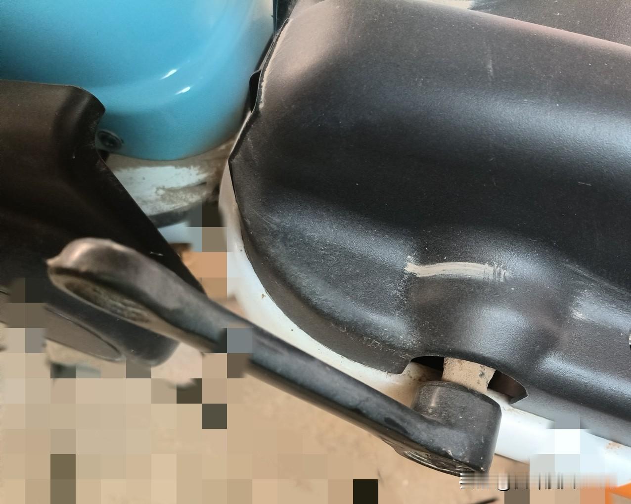 电动车上用不着的脚蹬子，白干的血汗钱：老百姓的电动车为何总在“换代”？


咱老