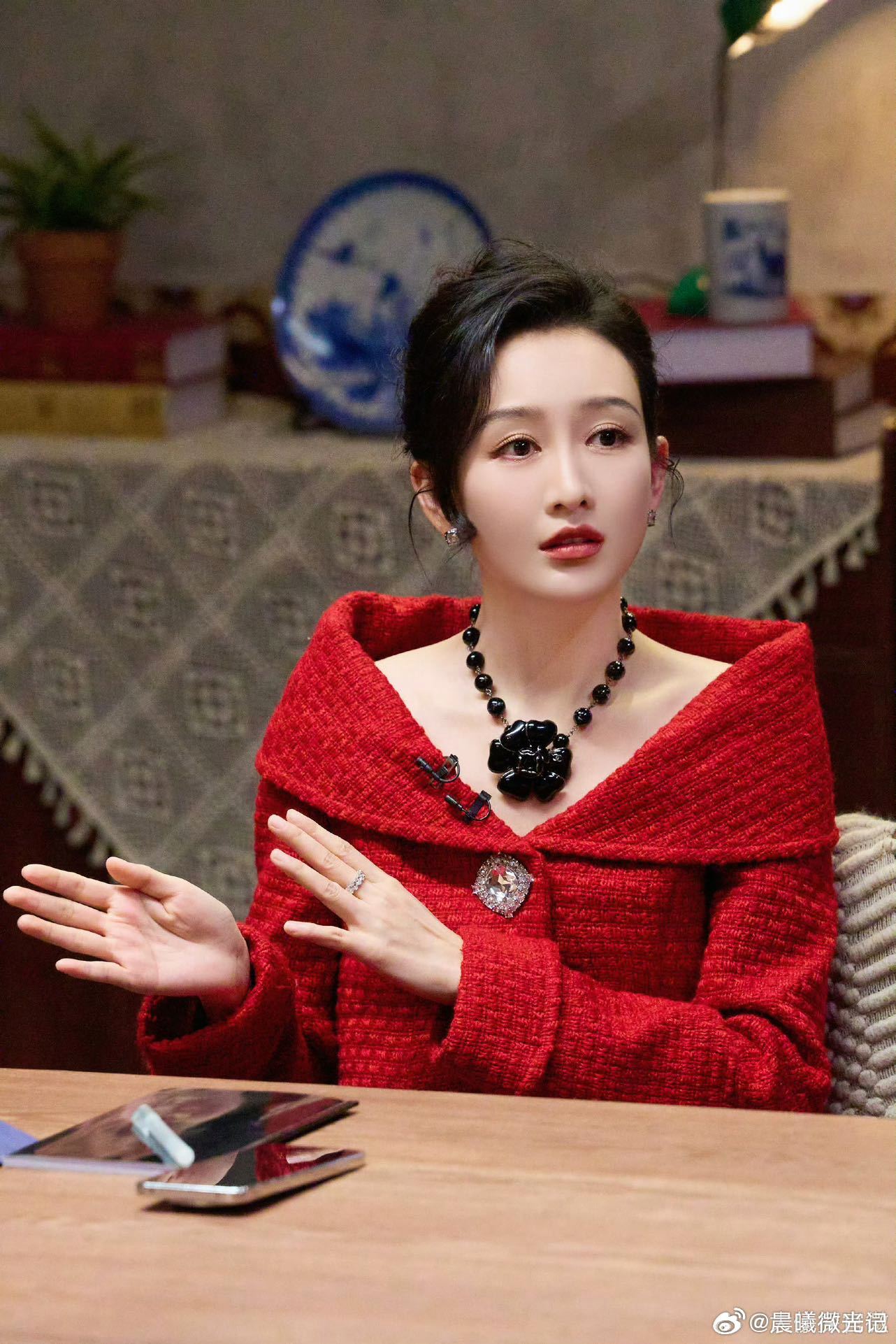 戚薇王鸥你俩一起过刚刚好大侦探事业型妈妈+顾家型妈妈，你俩互补得天衣无缝，这不就