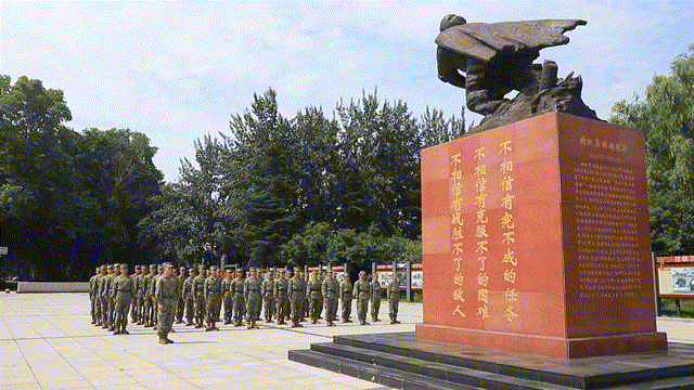 #铸剑中原[超话]##早安军营##原原说早晚安# “不相信有完不成的任务，不相信