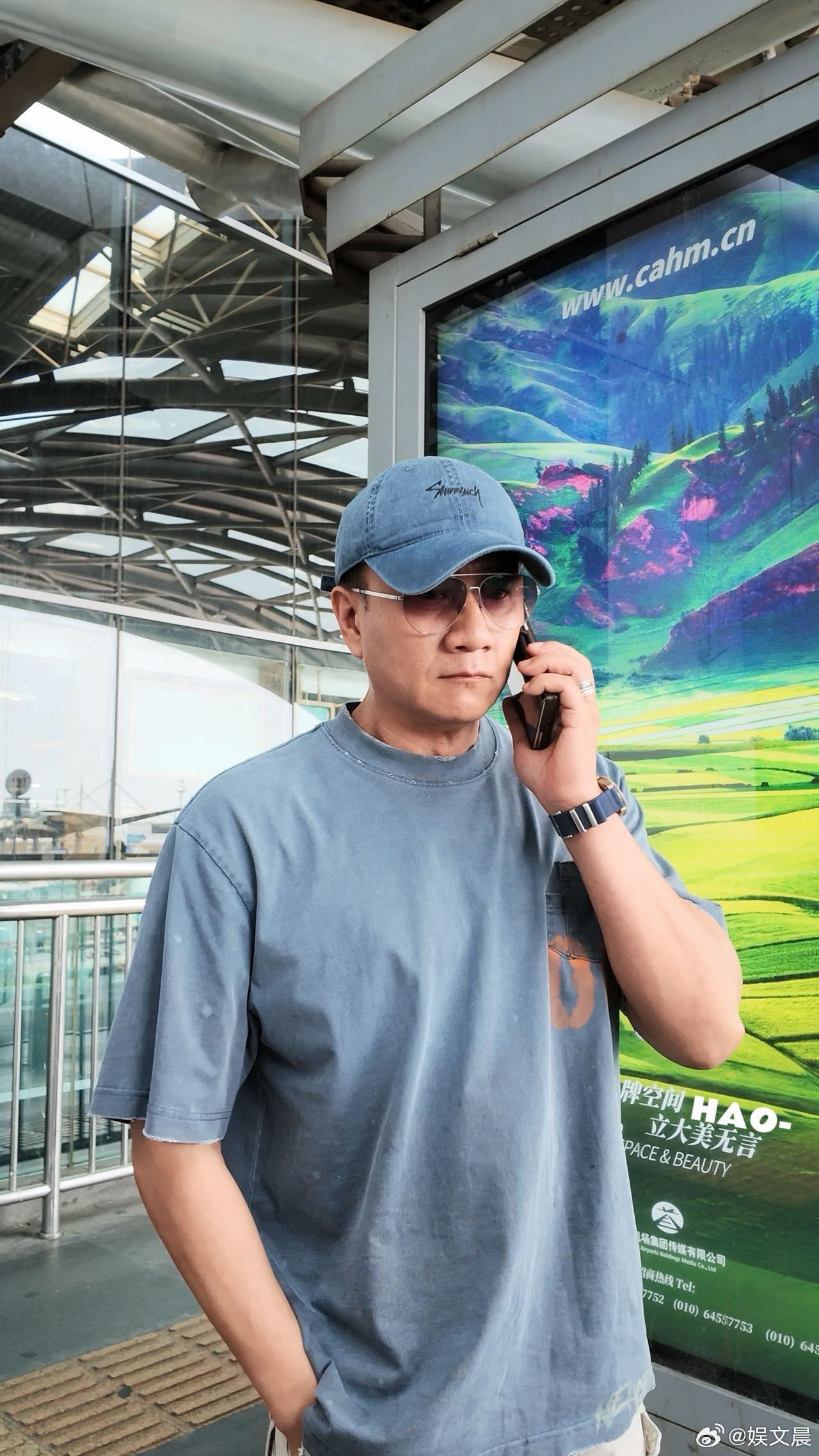 胡军自荐参加大哥小助理  荧幕里是气场强大的实力派演员，私下里胡军自荐参加大哥小