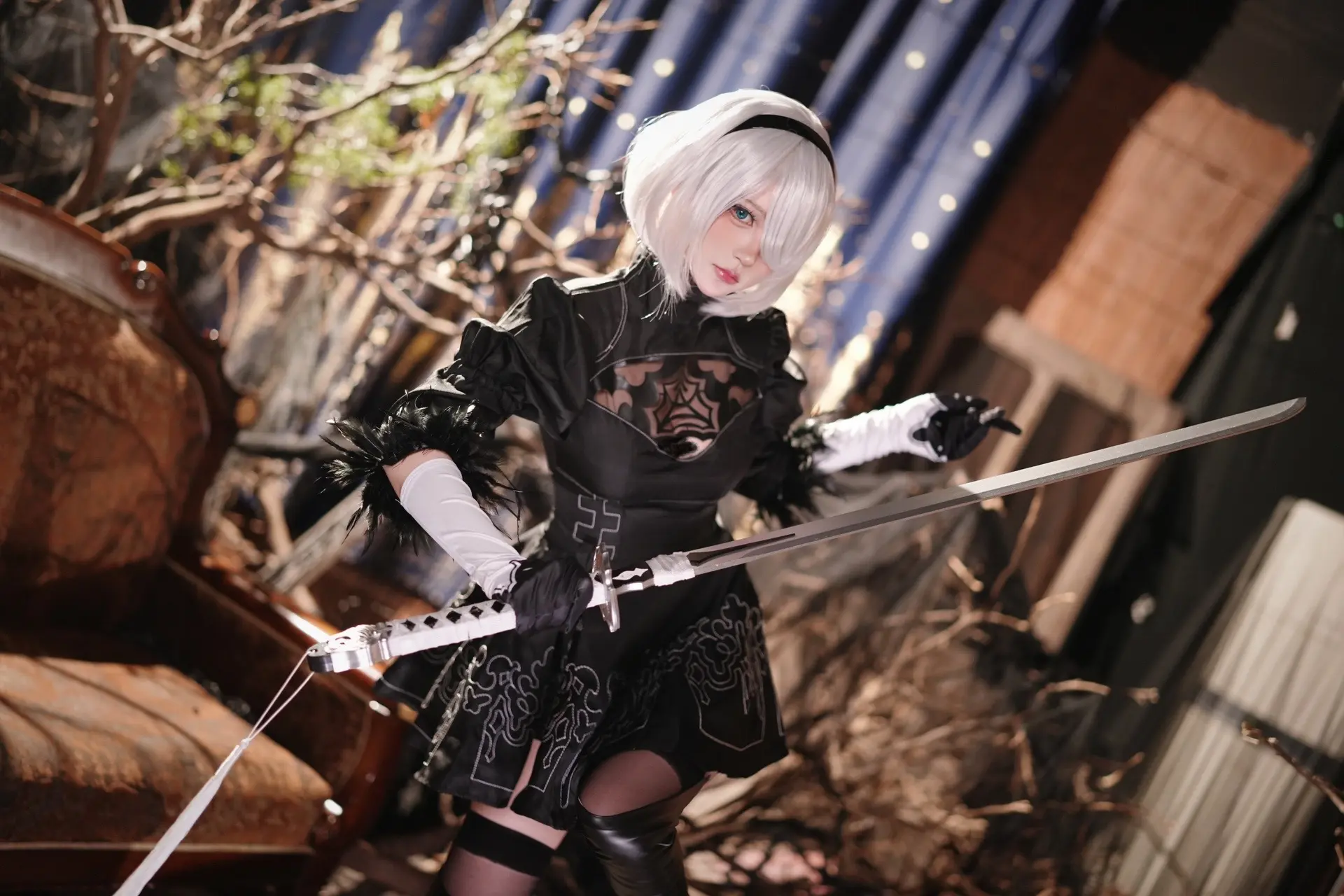 这次准备离开你们了，很抱歉做了这个决定。这些年拍了好多cos和作品，真...