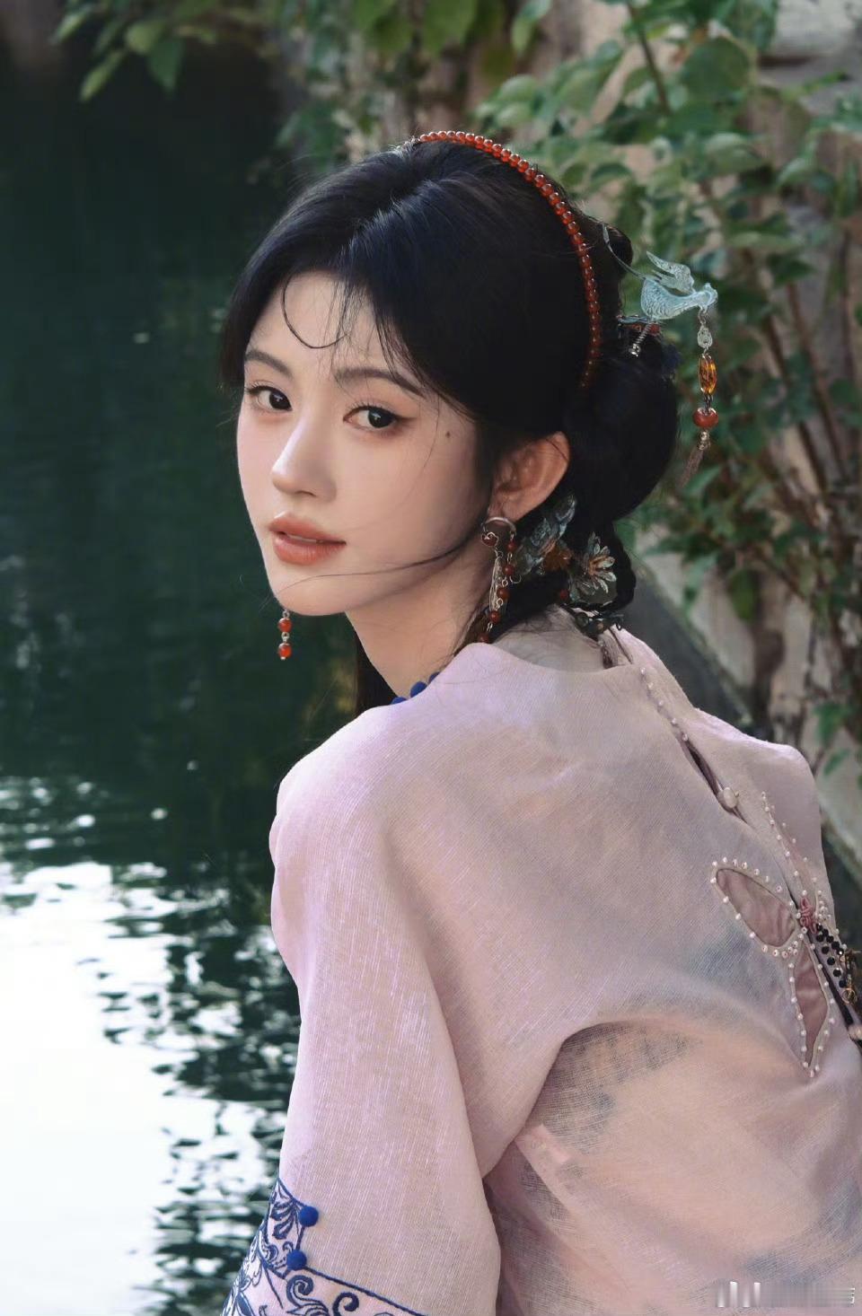 鞠婧祎 jjy鞠婧祎澹台台 jjy鞠婧祎粉墨江湖 🌊°゜看天边卷翘浪起 思绪绵