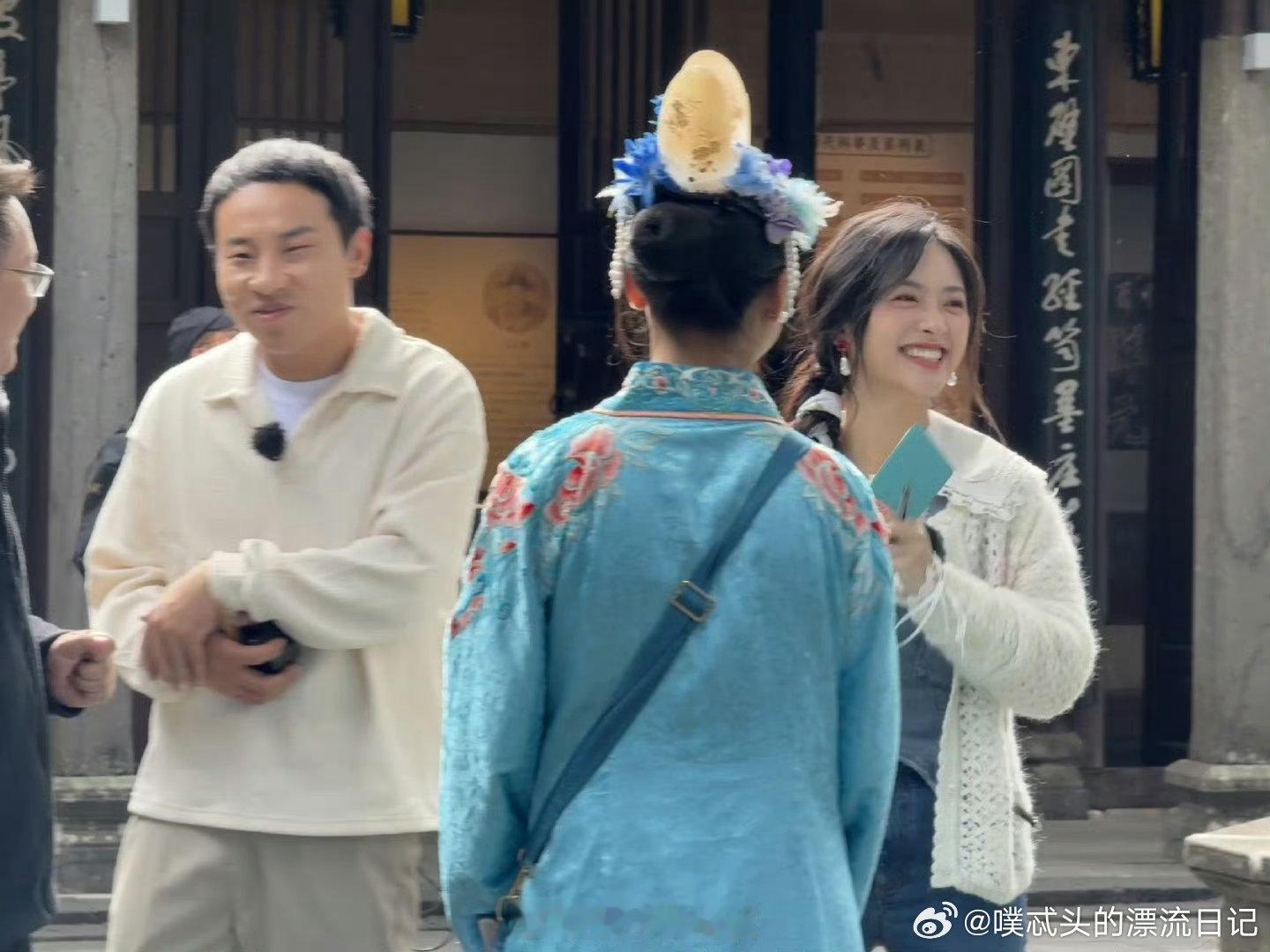 沈月徐志胜又当上好学生了亲爱的客栈2026亲爱的客栈沈月徐志胜俩人在客栈里太合拍