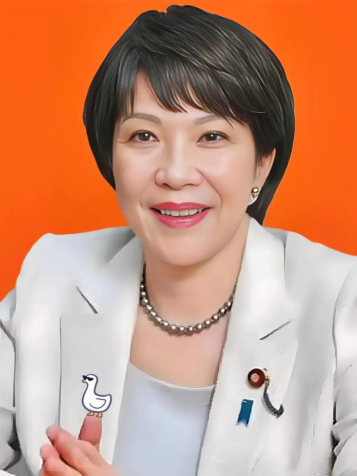 快讯
日本宣布 
11月10日，日本广岛、山口两县市民团体10日向防卫省提交申请