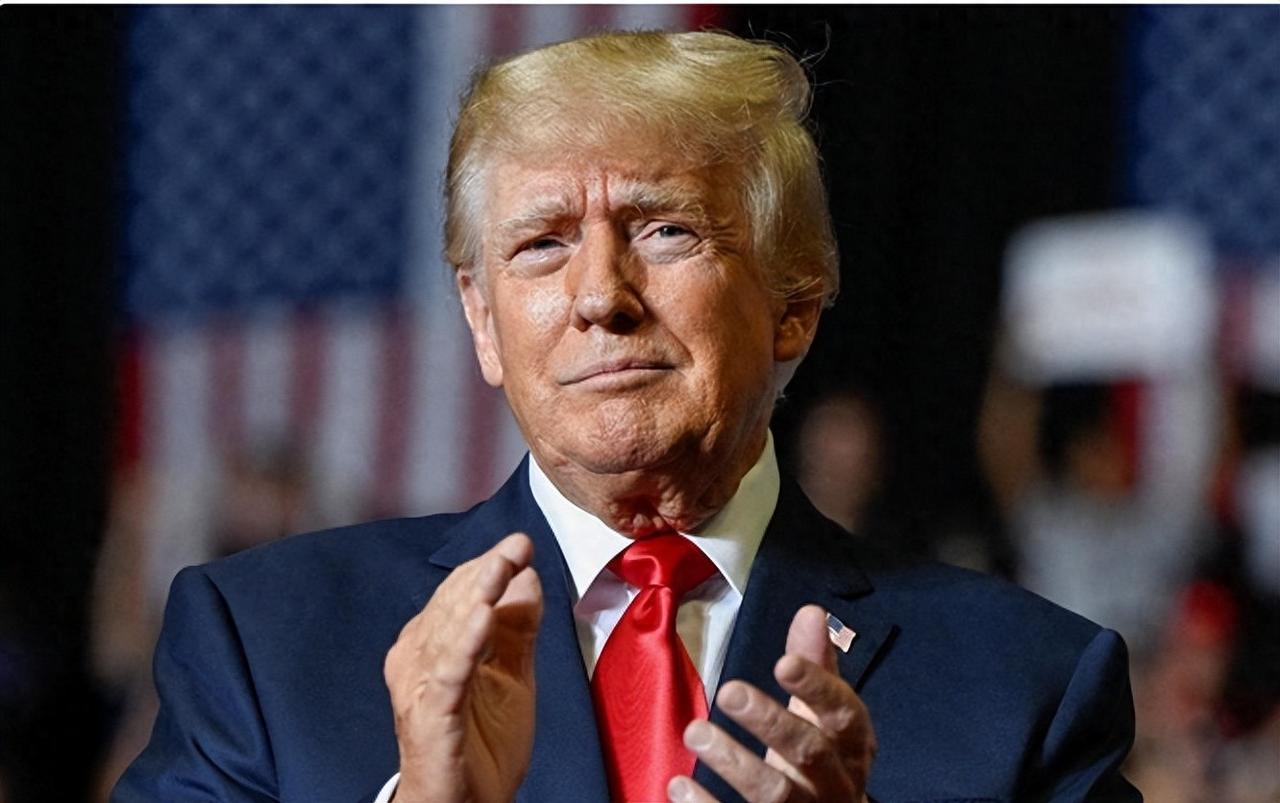 一天4次震动全球！特朗普签令退群66个，马斯克做出神预测
 
2026年1月7日