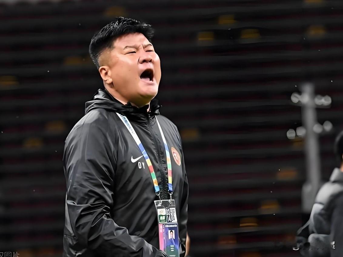 恕我直言不讳！一直都不怎么看好李金羽的执教能力，理由很简单。
一：以往李金羽执教