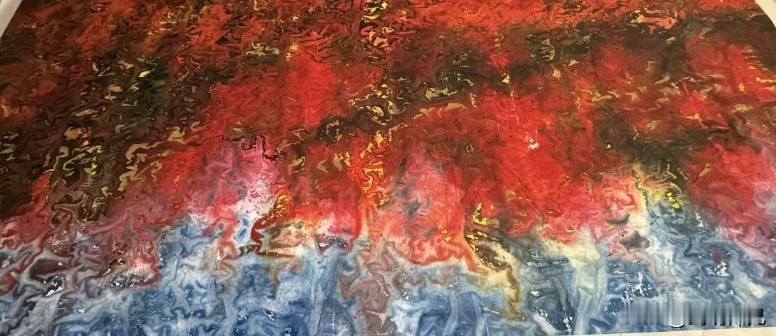 《赤流归沧溟》作品阐述
 
此作以“自然派”重泼彩之法，摹写天地间最磅礴的相遇—