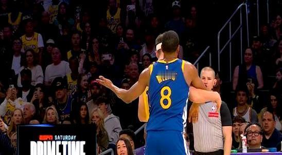 10投2中，正负值-13。库里伤停，科尔把宝押在他身上，结果直接崩盘。
 
空位